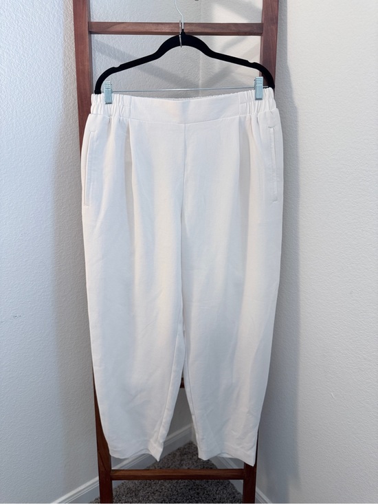 a new day Pants - a new day White Cropped Pull-On Tapered Pants